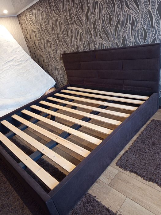 Кровать в отличном состоянии