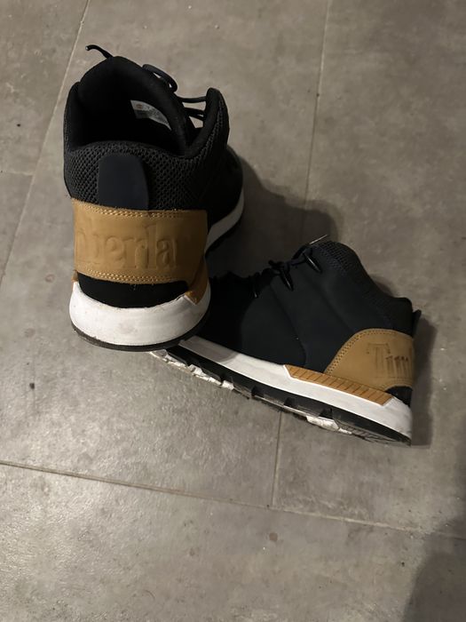 Pantofi timberland la 350 lei