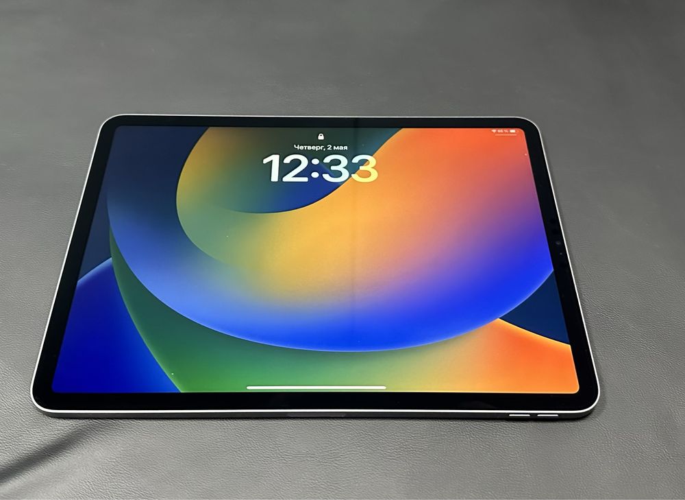 Продам iPad pro 2022 8/128