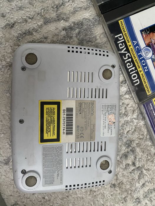 продам пс 1 с играми