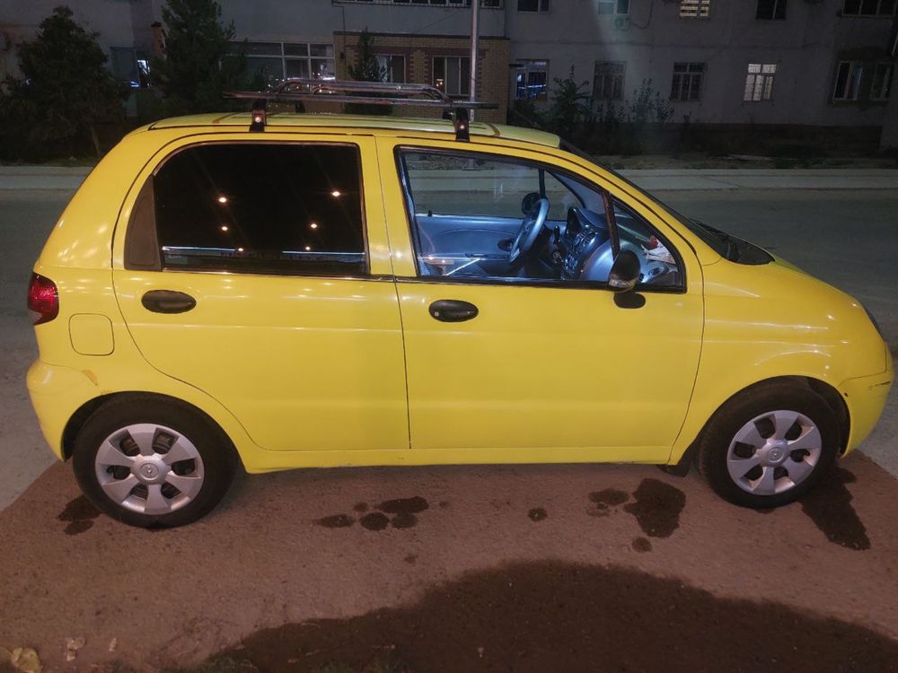 Матиз мошинаси сотилади
