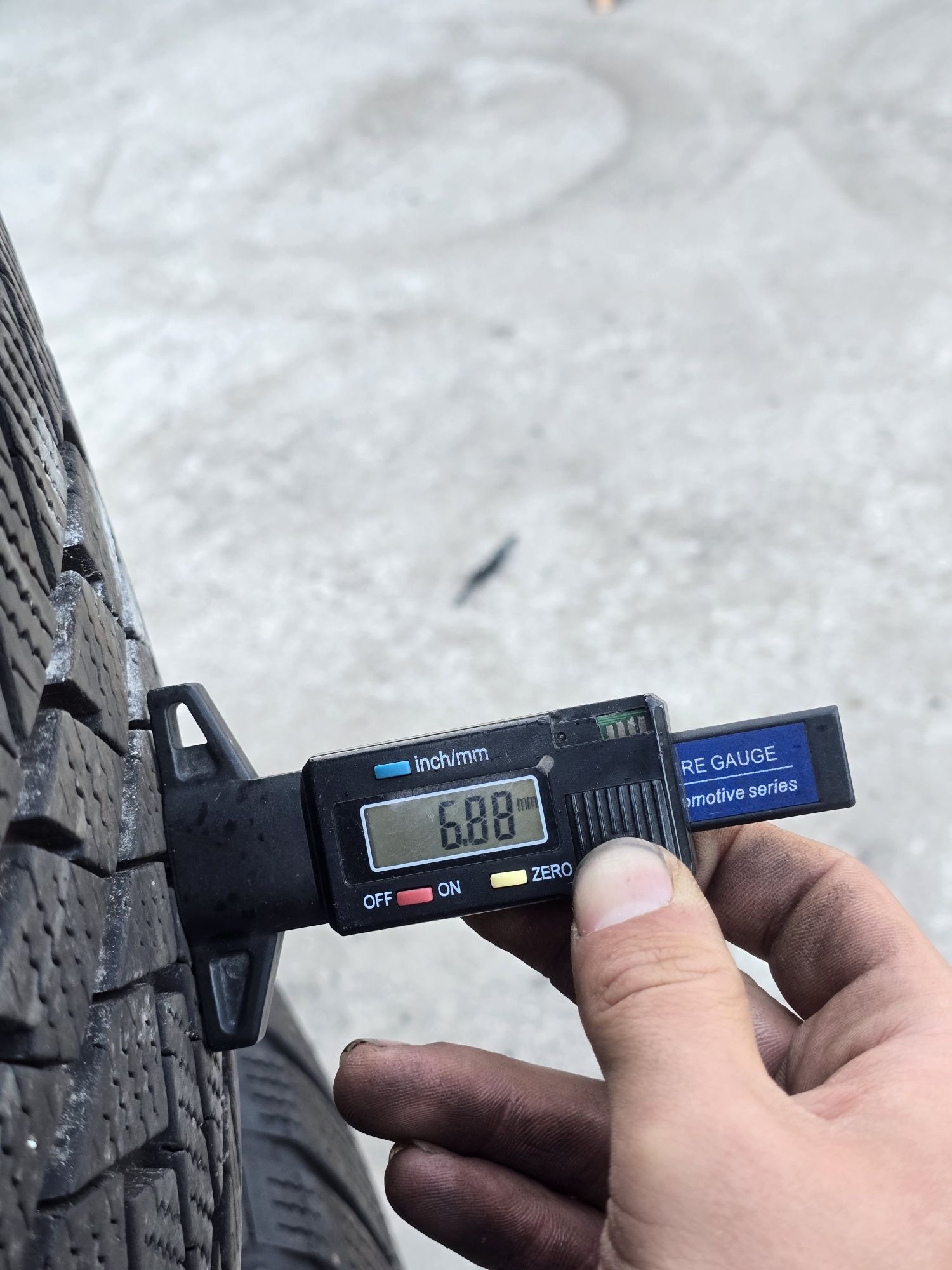4 Броя 275/50/20 Continental 2x7,5mm 2x6,8mm