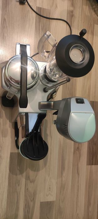 Групобар на фирма "Macap"