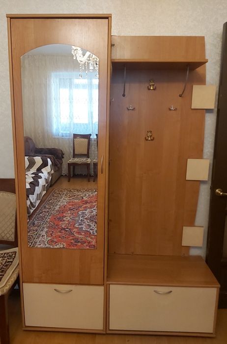 Прихожку недорого, ещё хорошо уступлю с этой цены!