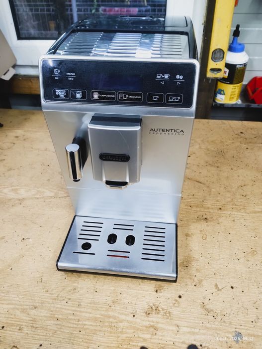 DeLonghi Autentica Capuccino automat espresso