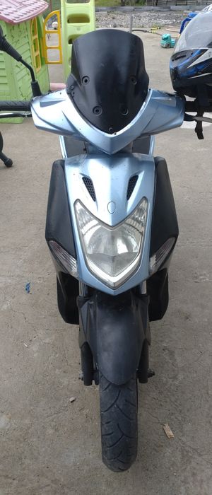 Vând scuter 49cm Kimco Agiliti
