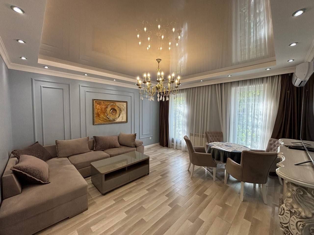 Продается 3х ком квартира на Ойбеке, ор-р: Точка Вкуса, 75 м²