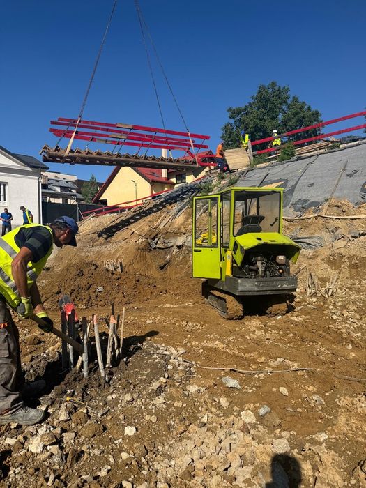 Închiriere utilaje
