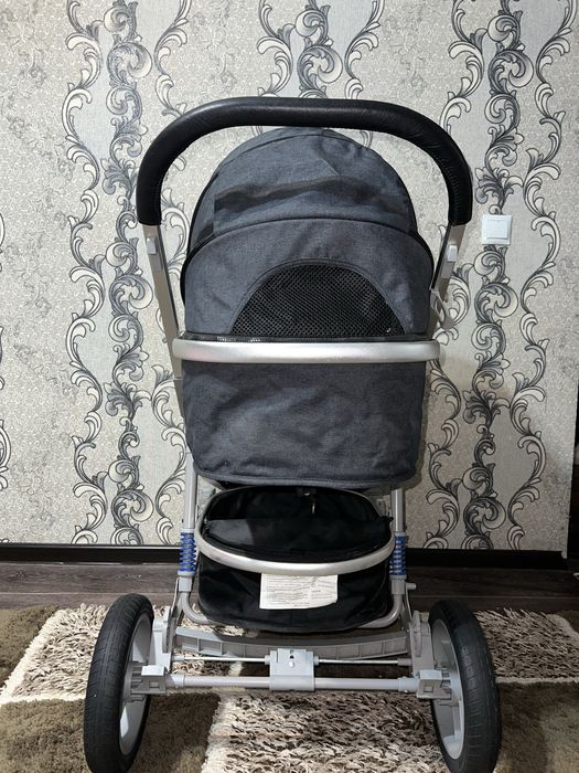 Коляска в идеальном состоянии