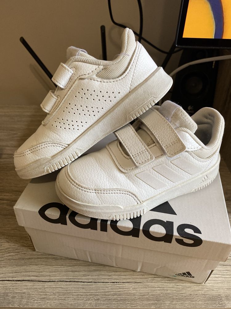 Детски маратонки Adidas 27н.