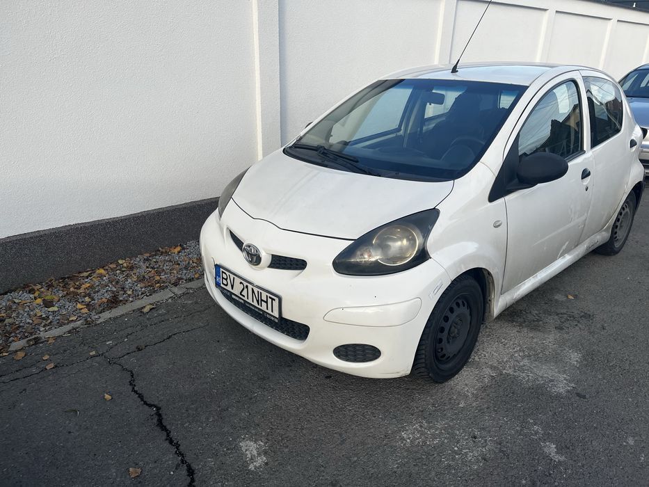 Inchiriez Masina / Rent a Car Toyota Aygo