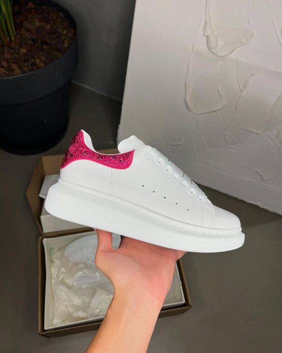 Adidasi dama si barbati