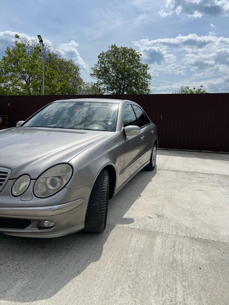 Mercedes e class