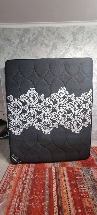 Продам матрас "BLACK ROSE"