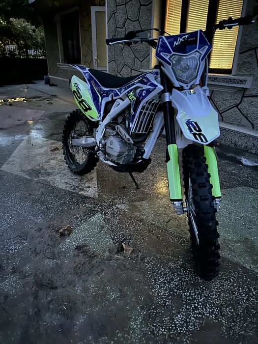 Продавам мотор кросов мотор