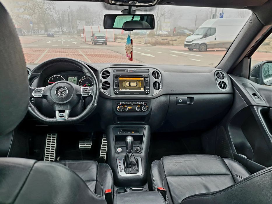 Volkswagen Tiguan R-Line/2.0Tdi/4x4/automat/carte service/Euro 5