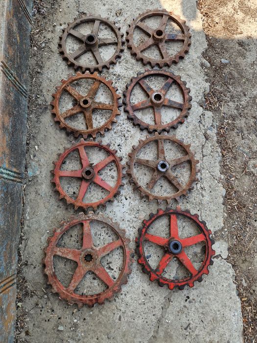 Roata  pinion  Furca   presa de balotat  balotiera  Sgorbati   New  ho