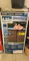 piscina Bestway latime 4.88 m si inaltime 1.22 m.folosita 2 ani