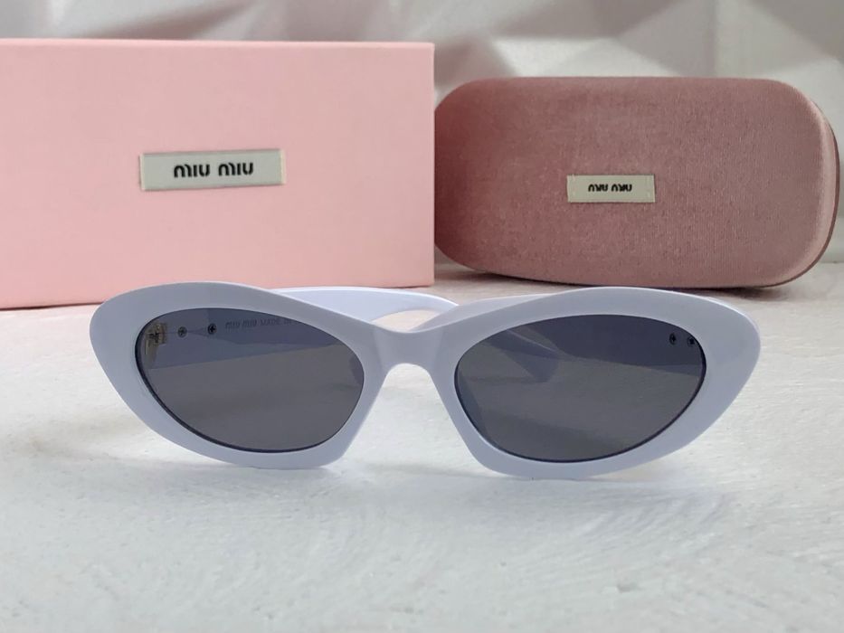 Дамски слънчеви очила елипса овални 2 цвята черни бели