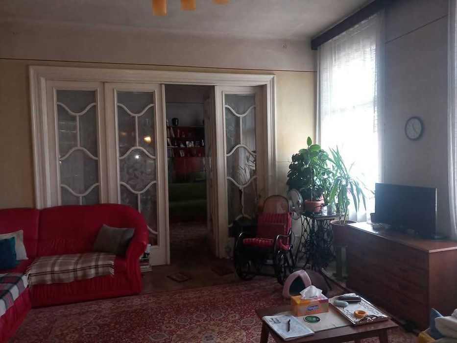 Vand apartament la casa, Central, fara legea 112, proprietar