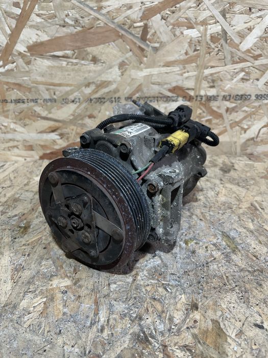 Compresor AC/clima Peugeot 1.6 cod: 9671216780