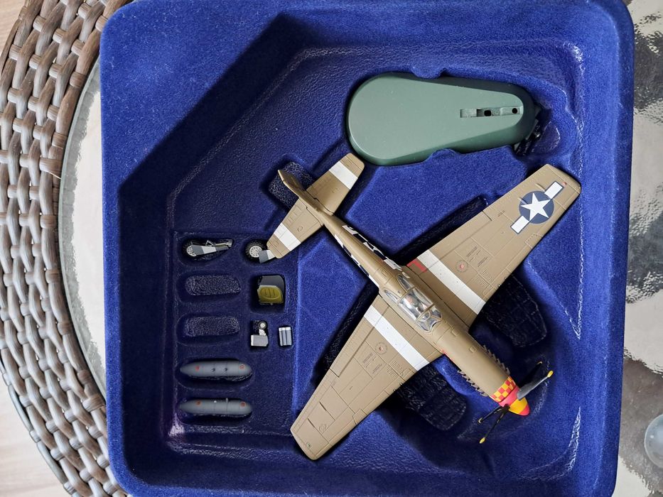 Machete avioane diecast 1/72 preturile in descriere