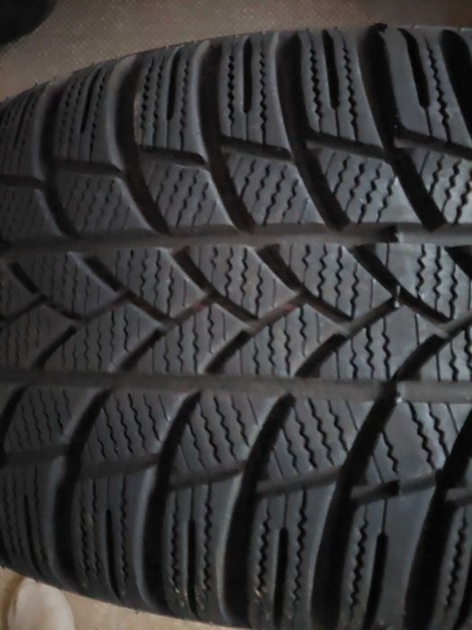 Anvelope iarna lassa snoways r17 235 45