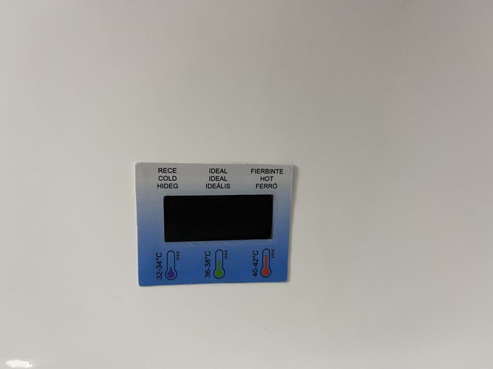 Vând cădiță bebe cu indicator de temperatură + suport cădiță