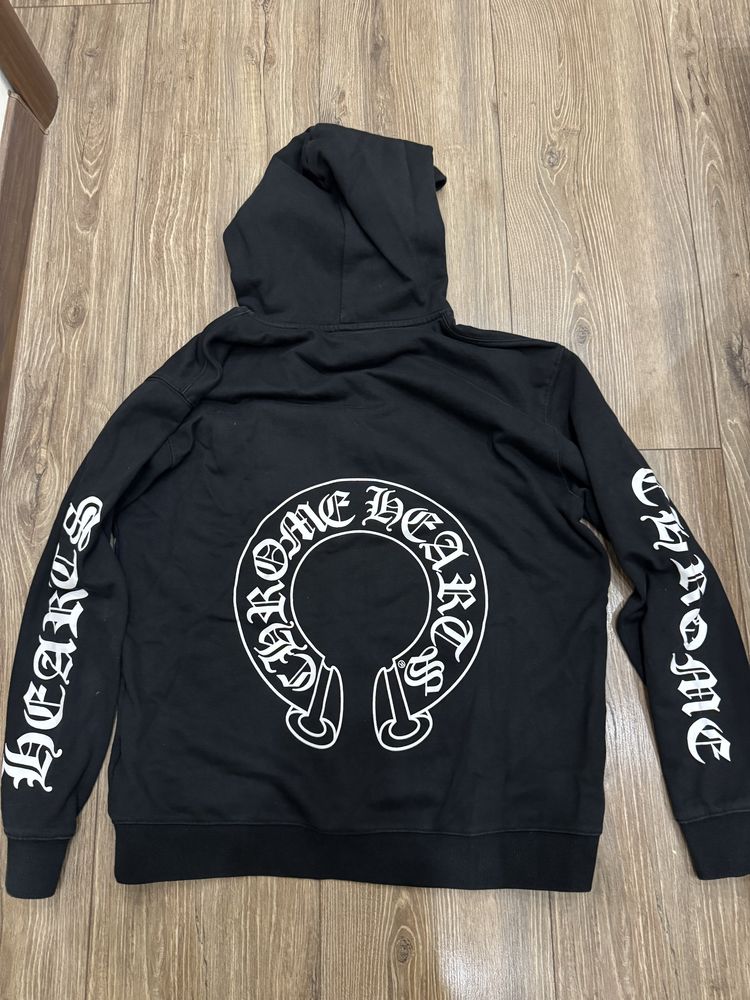 Продавам chrome hearts суитчър