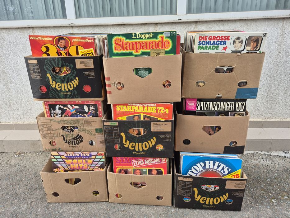 Vând Lot 1000LP Discuri Vinil colectie de muzica usoara mixta cu filme
