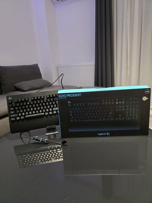 Tastatura Logitech G213