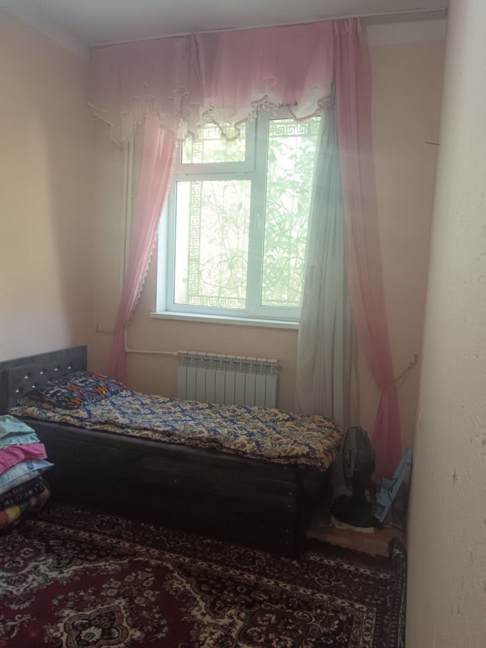 2 xonali 1 etaj. Buxoro shahar Pridasgir Rusalka astanofka orqa tomoni