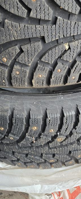 Продам зимние шины 225/60/17