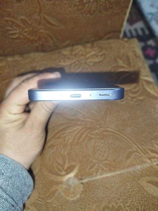 Samsung Galaxy a35 sotiladi