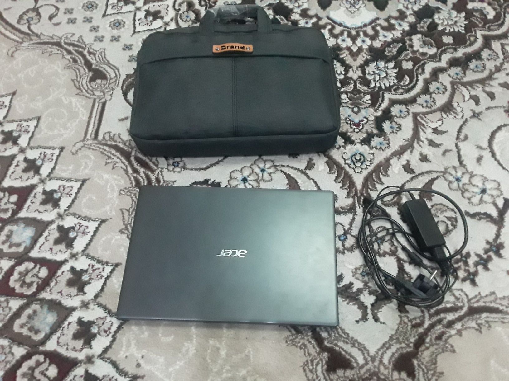 Acer Aspire 3 Гарантия холати идеал