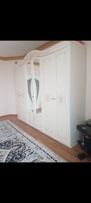 Спальный гарнитур