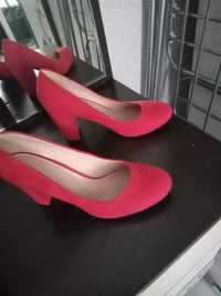 Туфли красные замшивые, размер 40