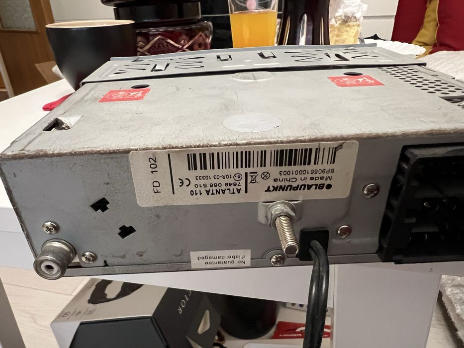 Radio cd blauktpunct