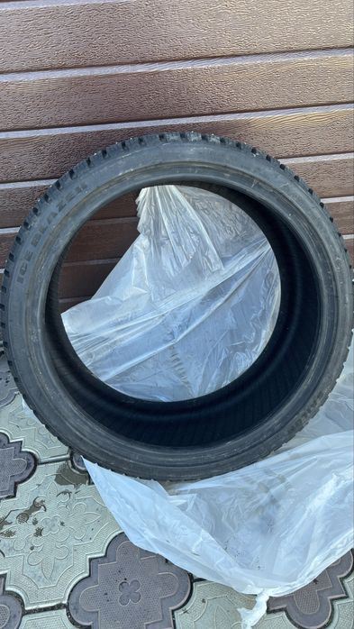 Зимняя резина 235/35/19