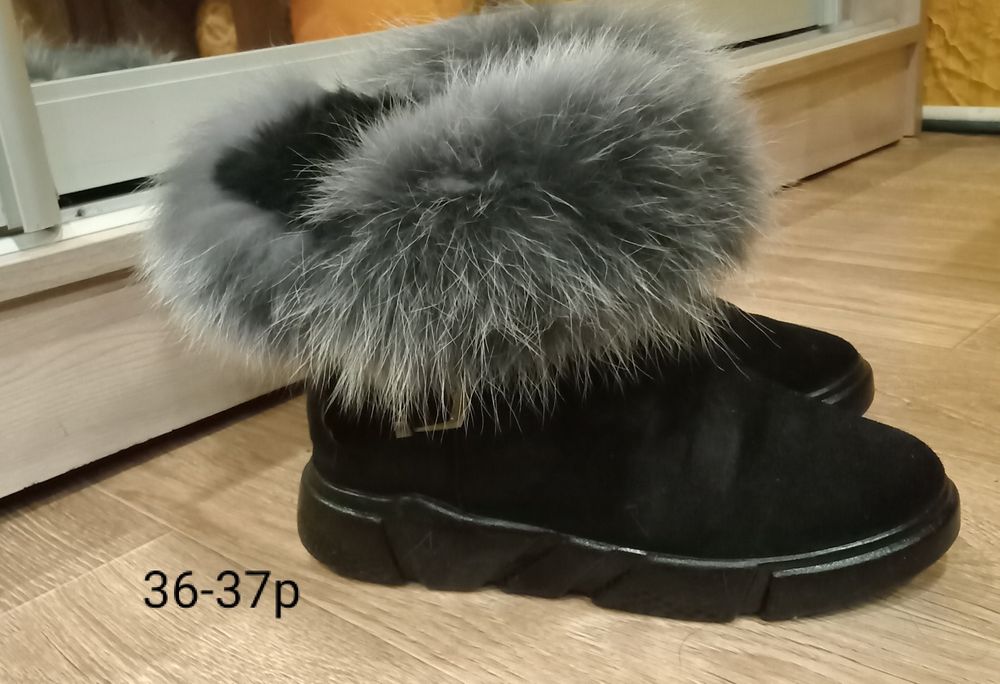 Угги , 1500тг ,в идеальном состоянии берите пока есть