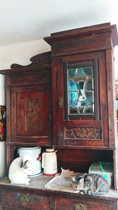 Буфет старинный ручная работа