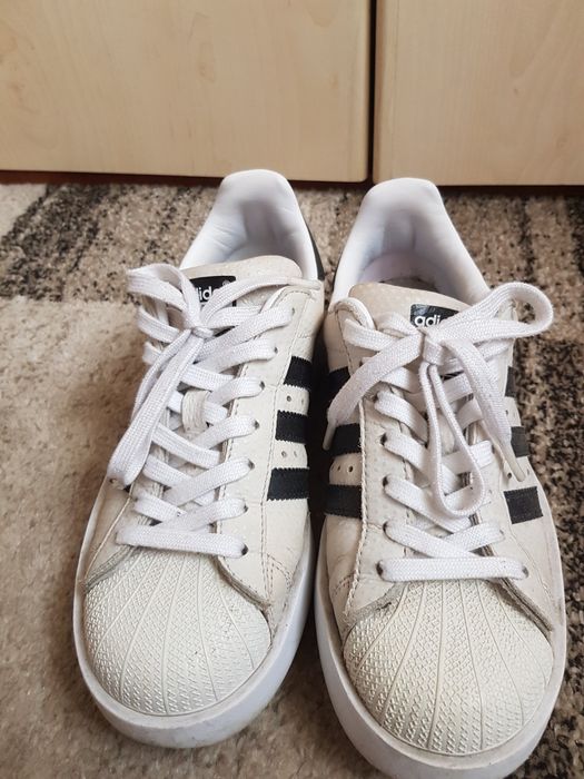 Adidasi Adidas Superstar Bold Culoare Bej