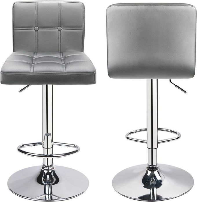 Два броя бар столове