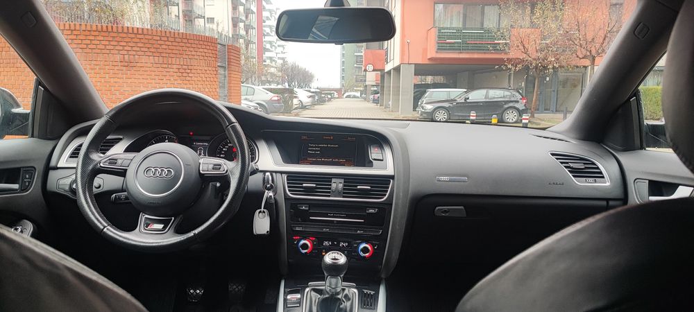 Audi A5 2.0 tdi 170cp/2012/s line/piele /jante/led-uri/xenon