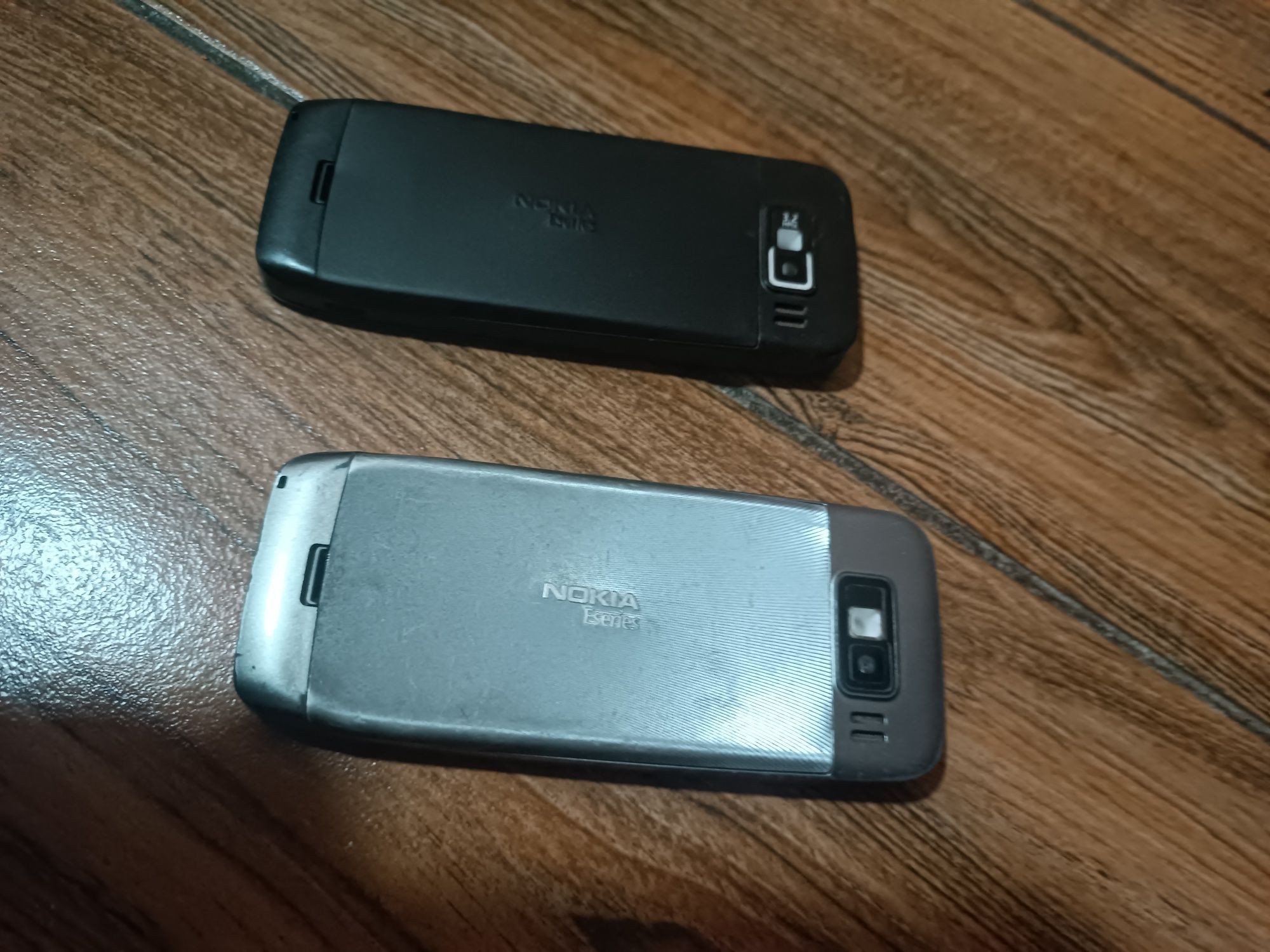 Nokia E52 Telefon. Imeydan utgan.