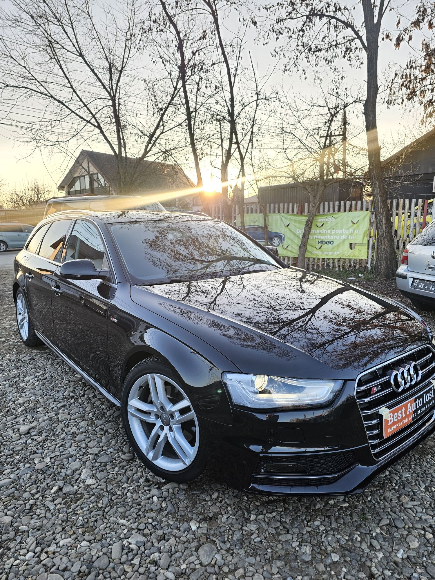 Auto A4 S-line Quattro