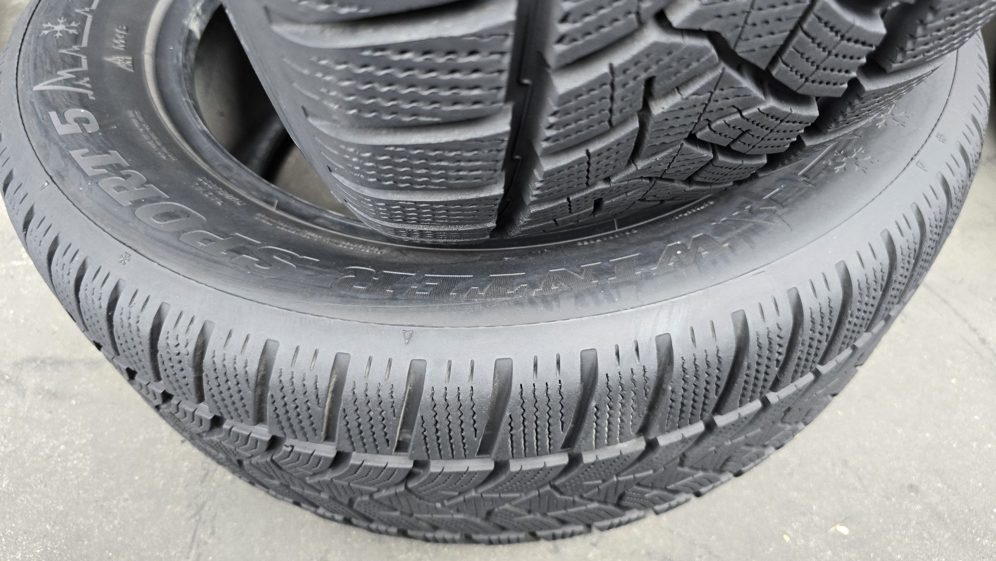 2 anvelope iarnă Dunlop 235/55/17 - transport gratuit