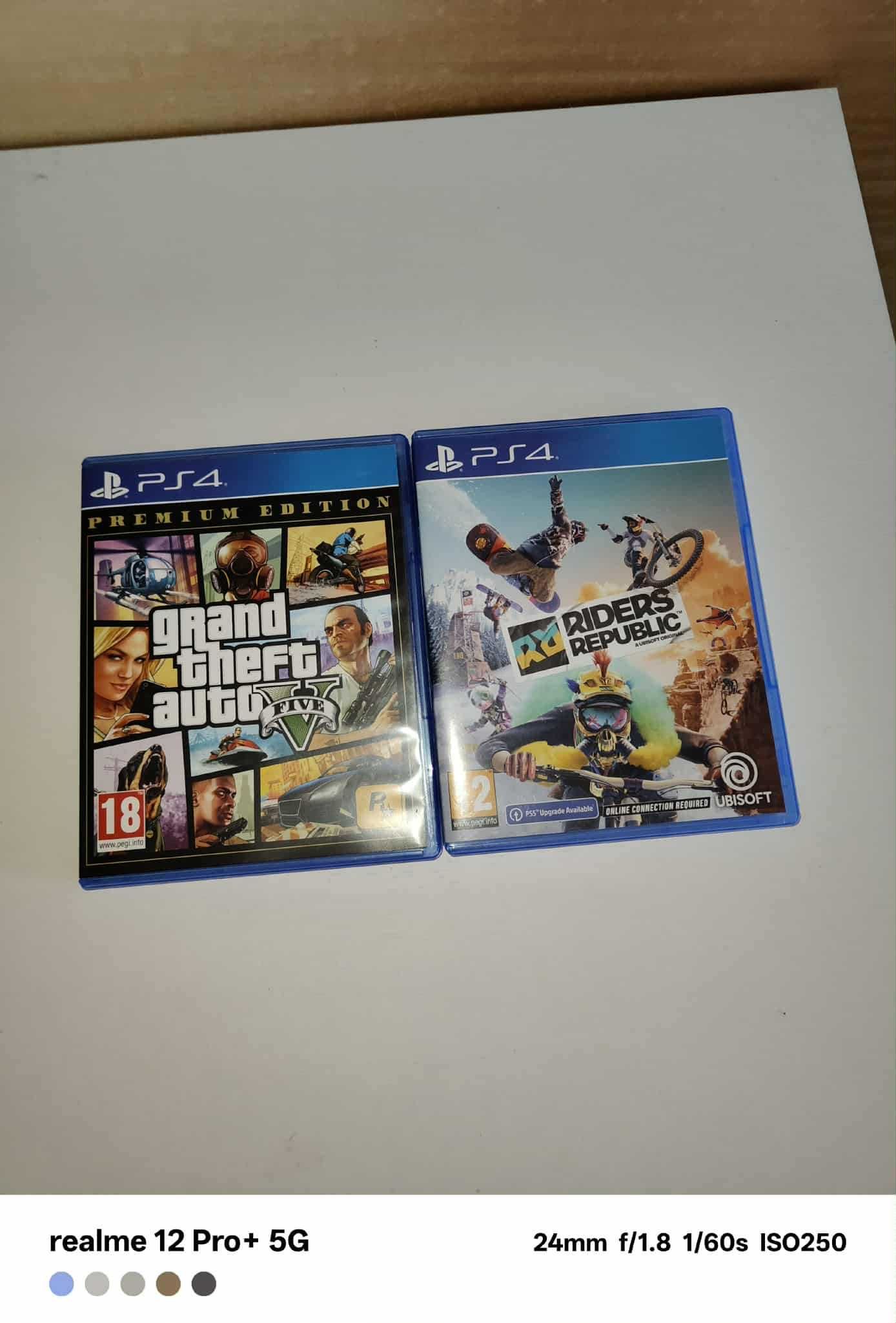Playstation 4 slim 500gb с подарък 2 игри