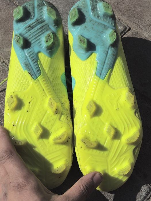 Продам бутсы Puma