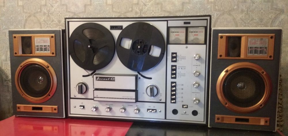 Катушечный магнитофон Ростов- 102